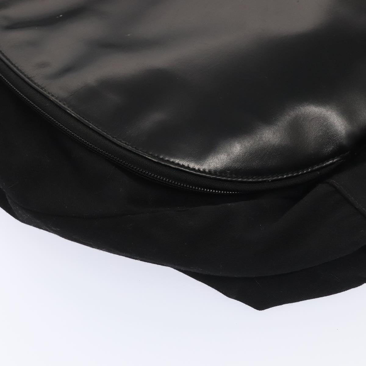 Gucci Black Canvas Travel Bag ()