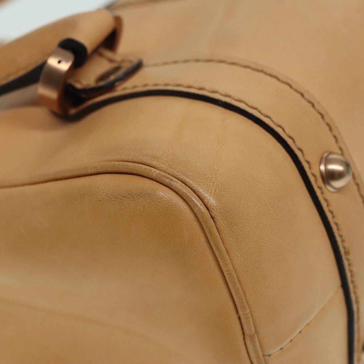 Gucci Beige Leather Handbag ()