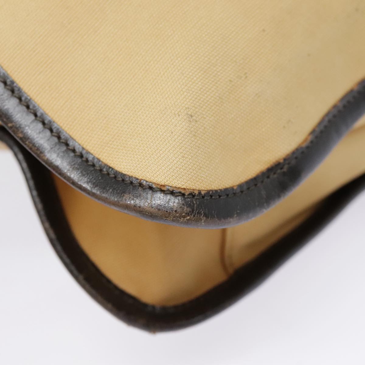 Gucci Beige Canvas Shoulder Bag ()