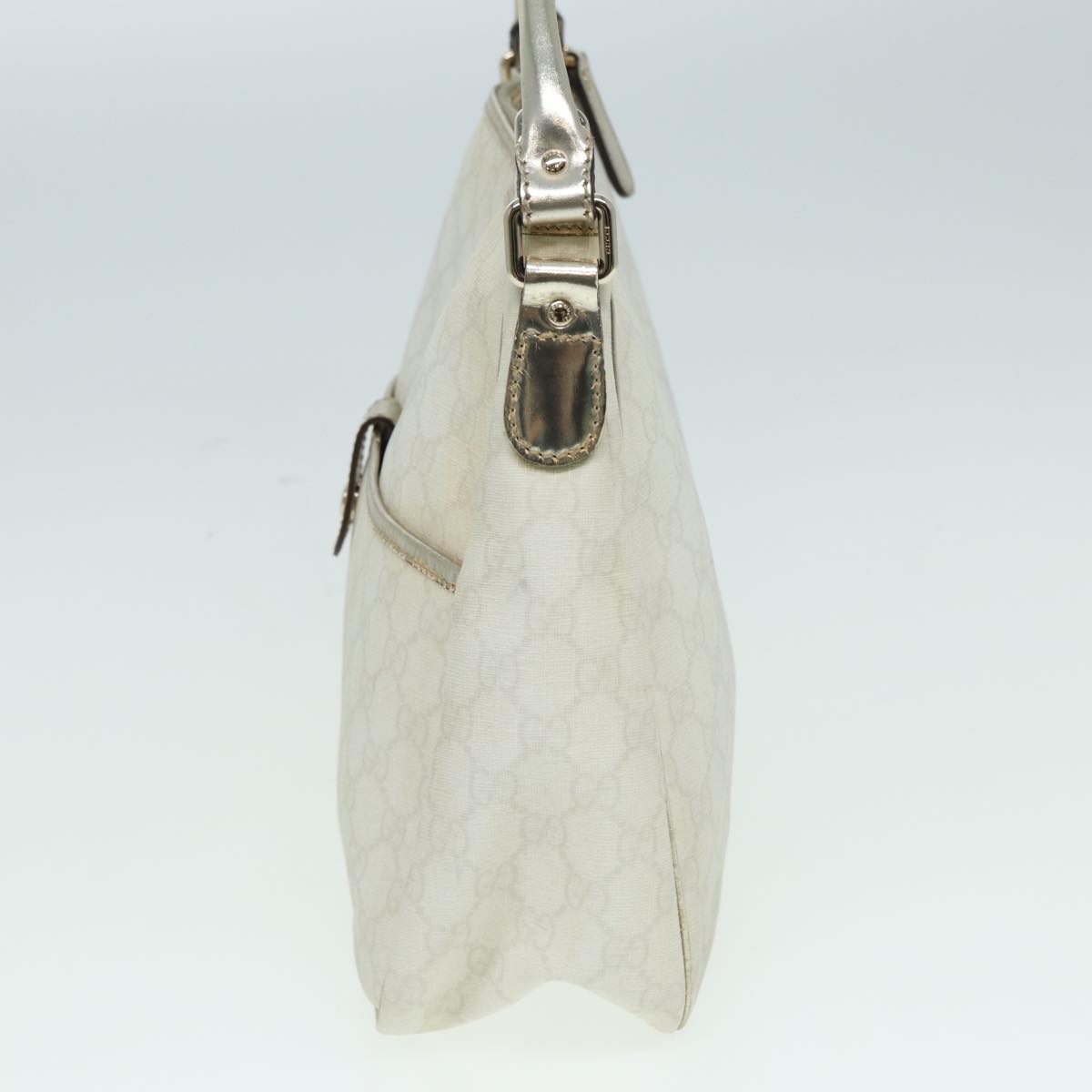 Gucci Gg Canvas White Canvas Handbag ()