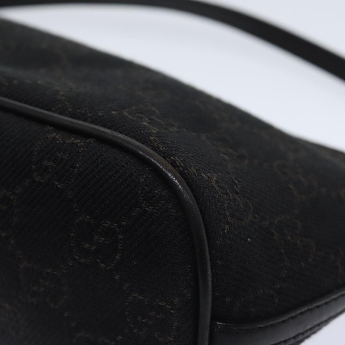 Gucci Baguette Black Canvas Clutch Bag ()