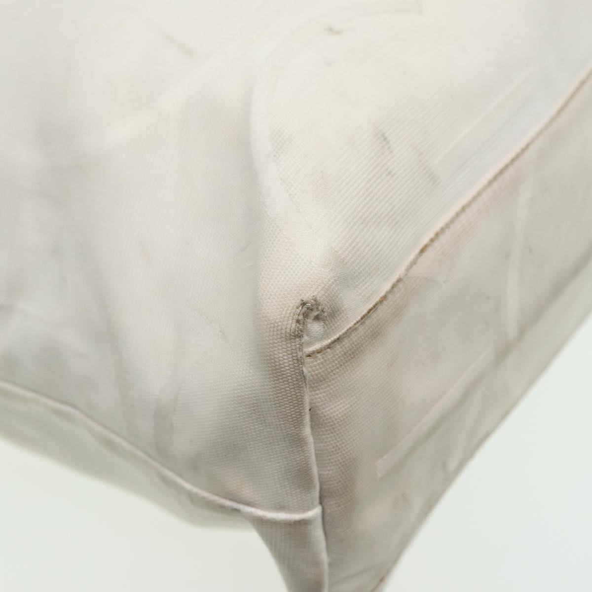 Gucci Cabas White Canvas Tote Bag ()