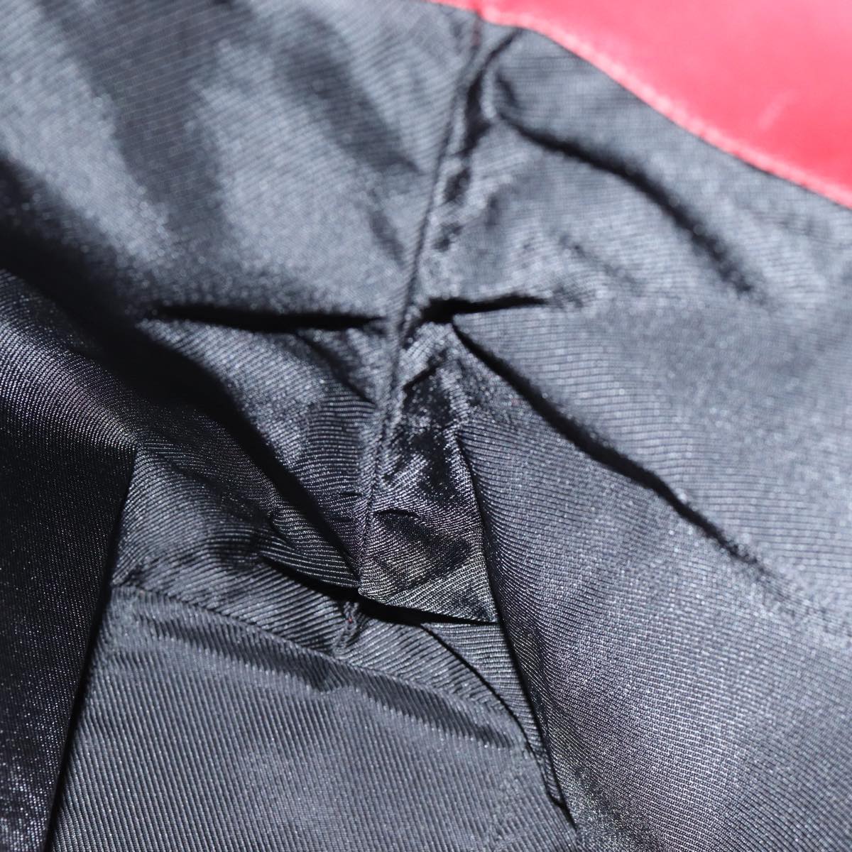 Gucci Gg Canvas Red Canvas Tote Bag ()