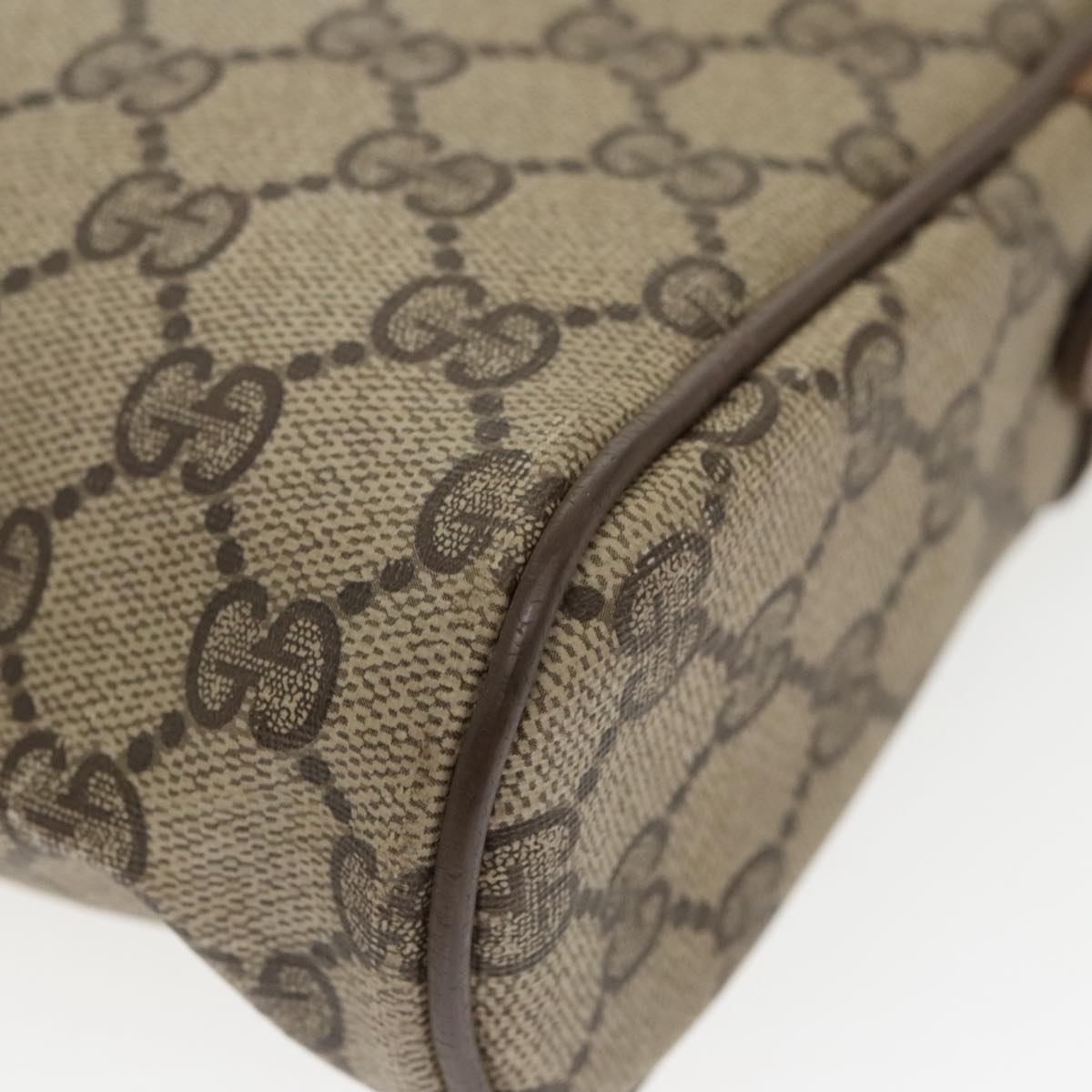 Gucci Beige Canvas Clutch Bag ()