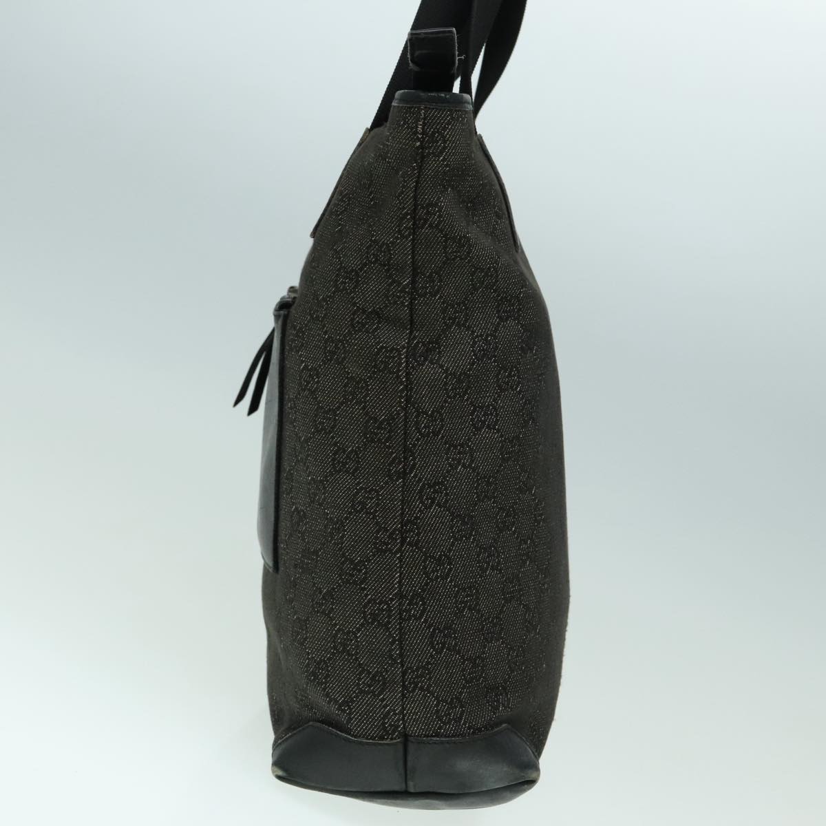 Gucci Black Canvas Shoulder Bag ()