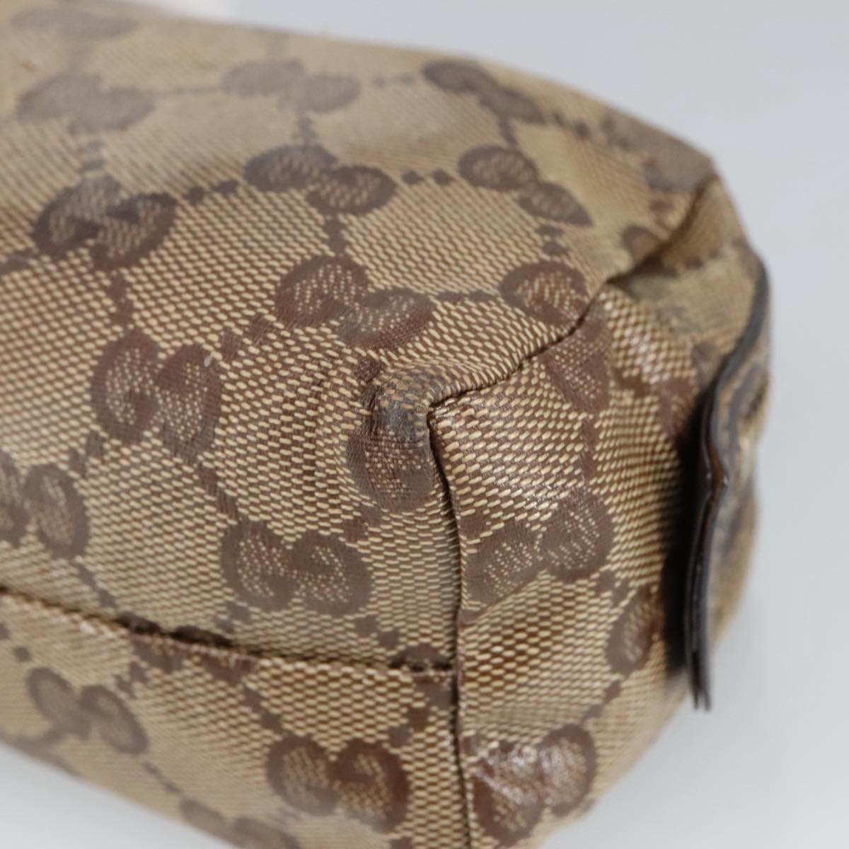 Gucci Gg Crystal Beige Canvas Clutch Bag ()