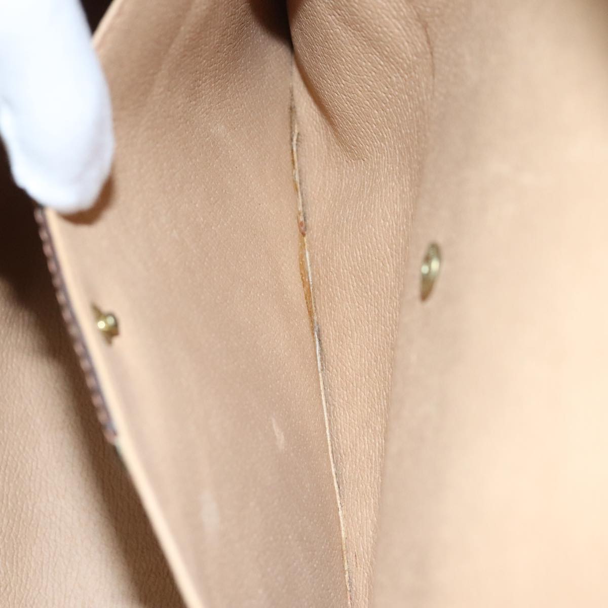 Gucci Beige Canvas Clutch Bag ()