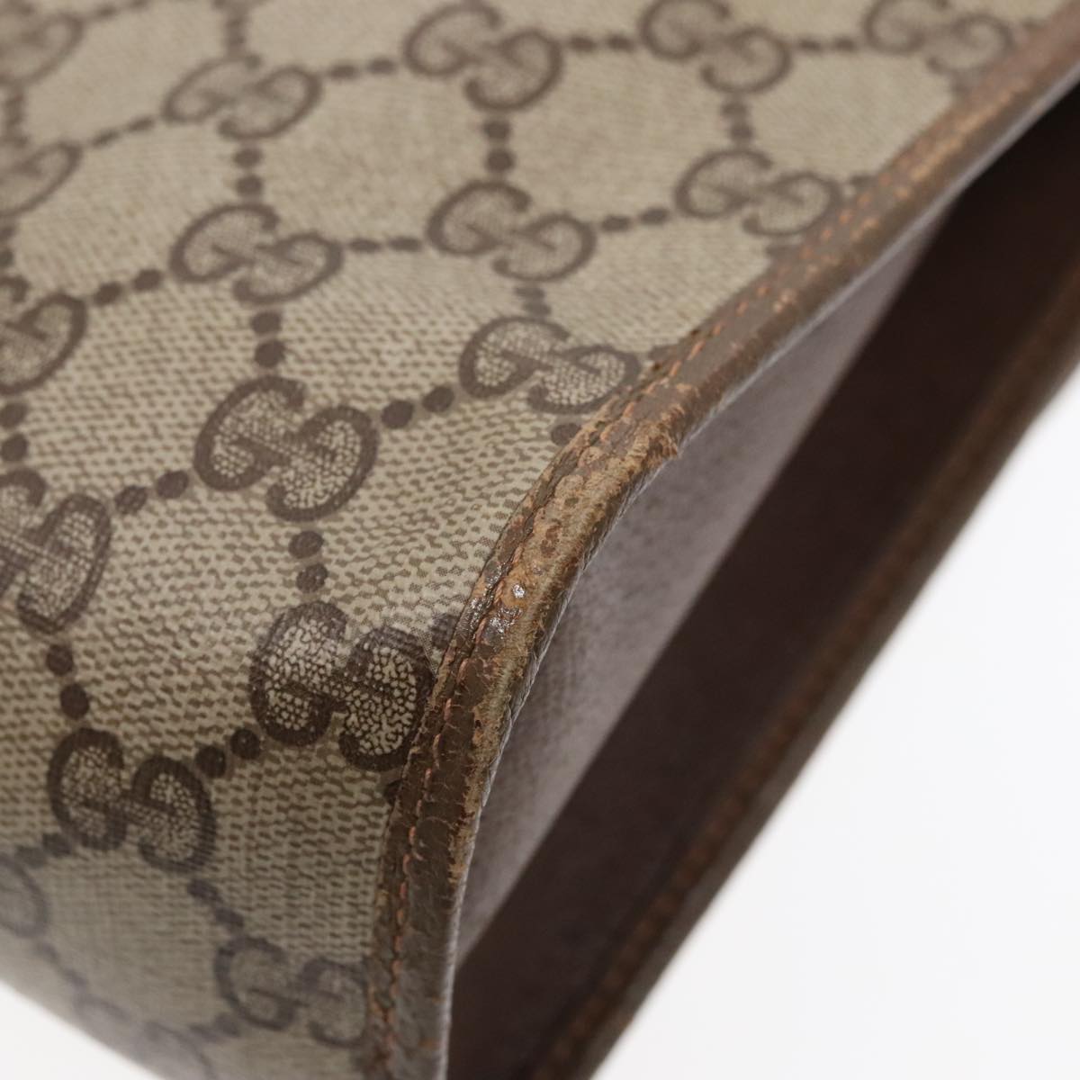 Gucci Beige Canvas Clutch Bag ()