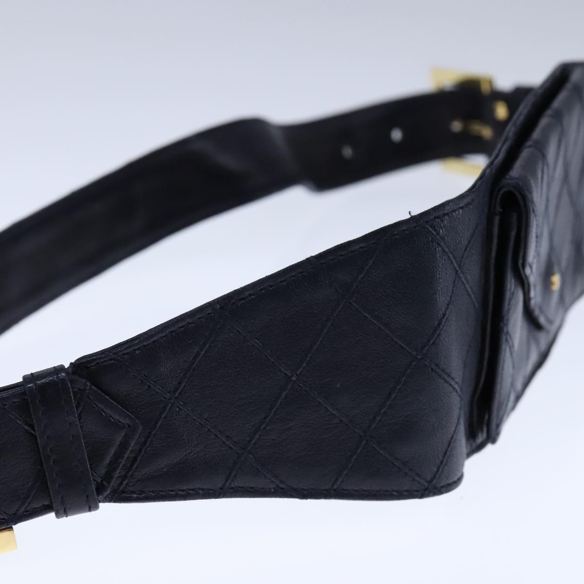 Chanel Bag Belt Navy Leather Shoulder Bag ()