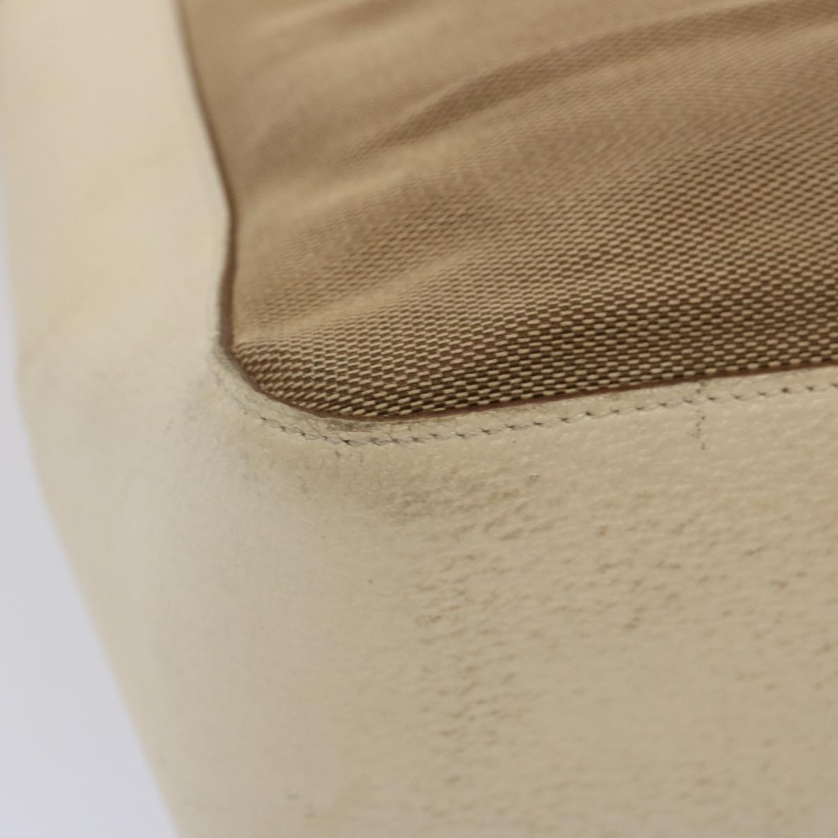 Gucci Beige Canvas Shoulder Bag ()