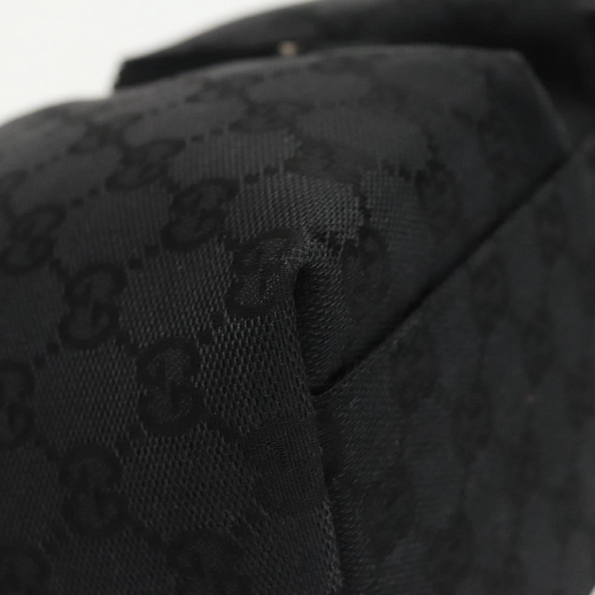 Gucci Black Canvas Handbag ()