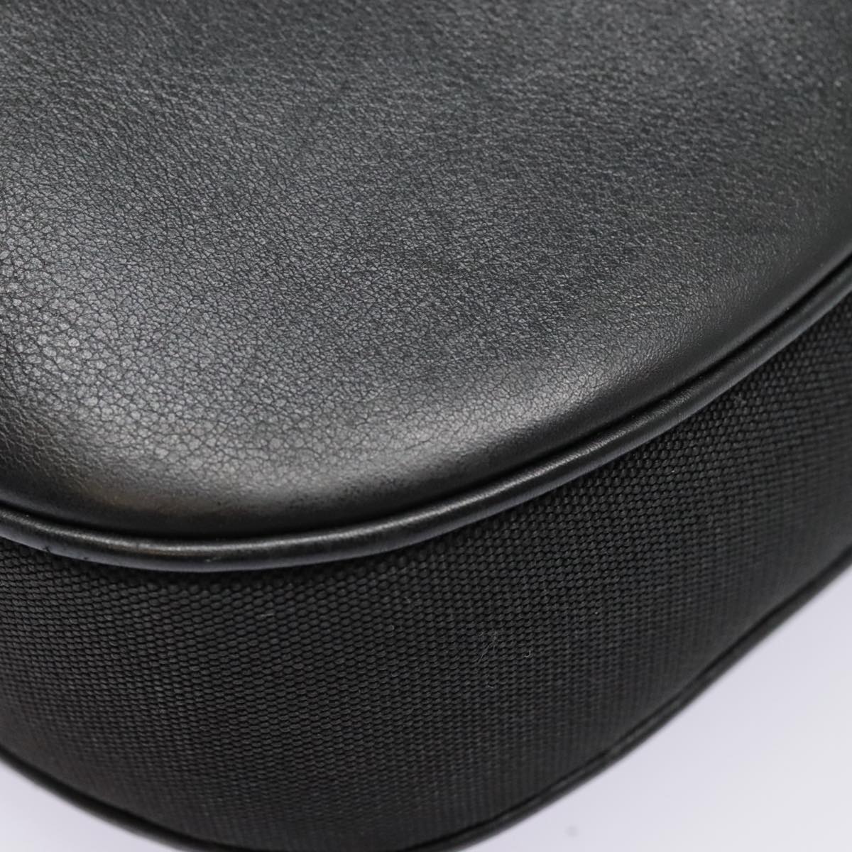 Gucci Black Leather Shoulder Bag ()