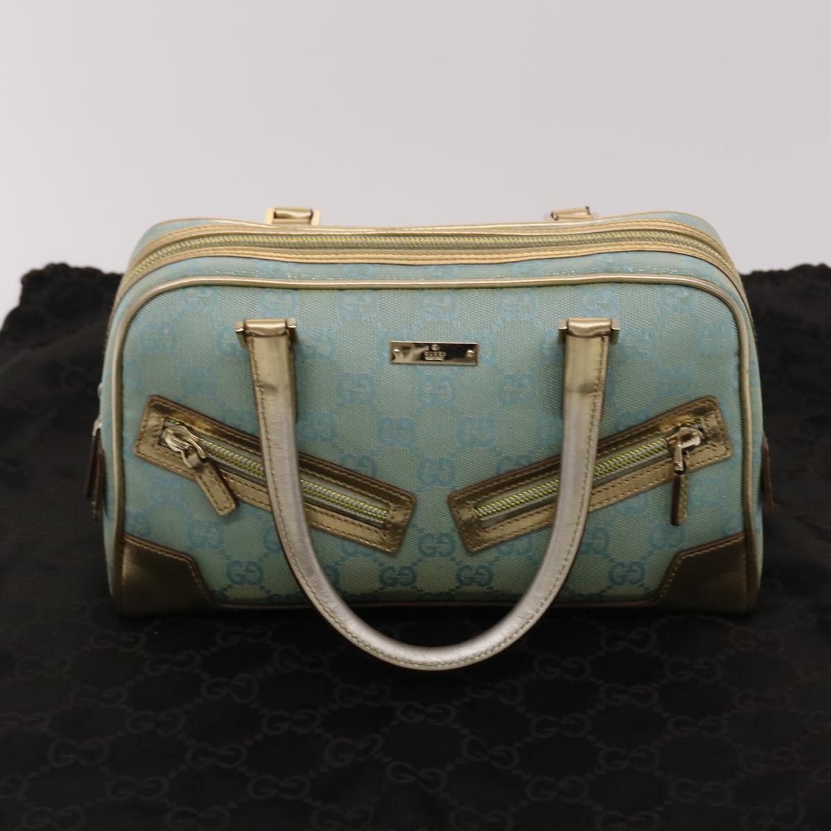 Gucci -- Blue Canvas Handbag ()