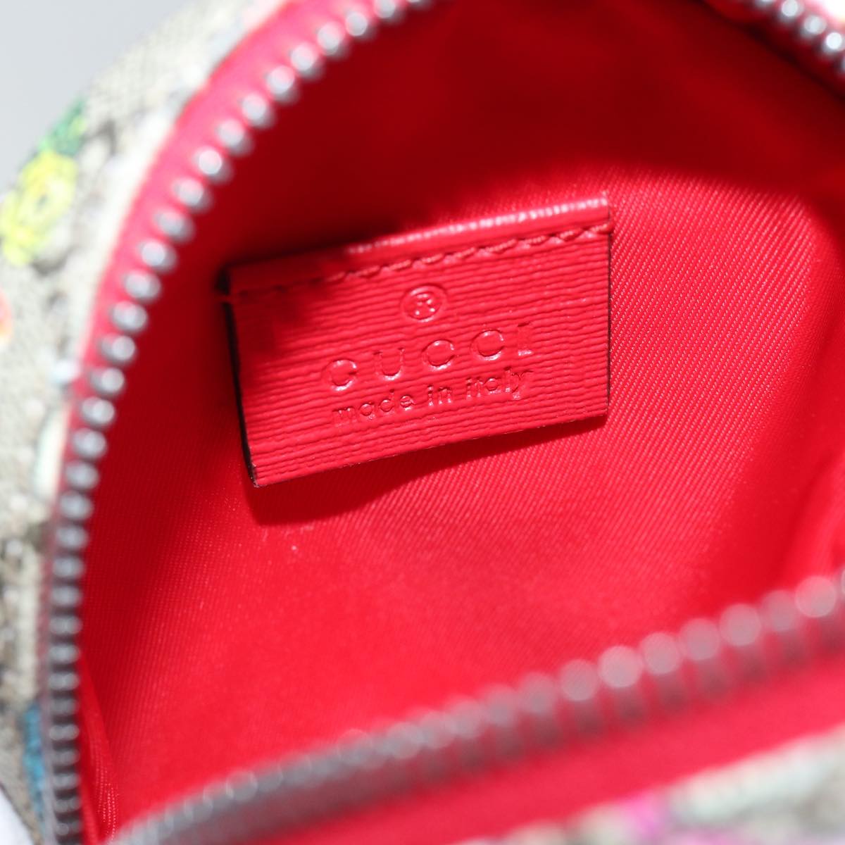 Gucci Gg Supreme Beige Cloth Clutch Bag ()