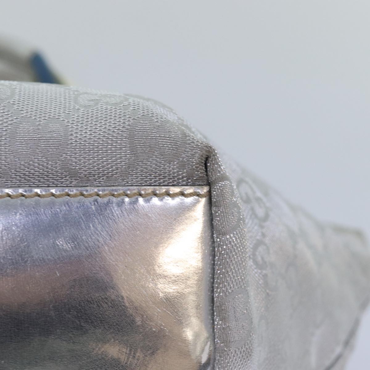 Gucci Gg Canvas Silver Canvas Tote Bag ()