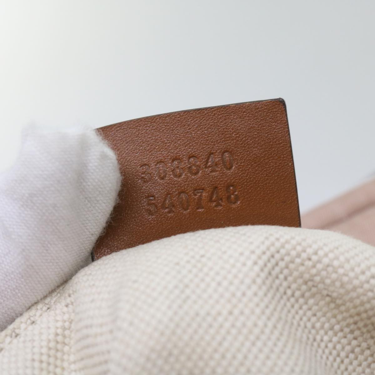 Gucci Gg Nylon Pink Synthetic Shoulder Bag ()