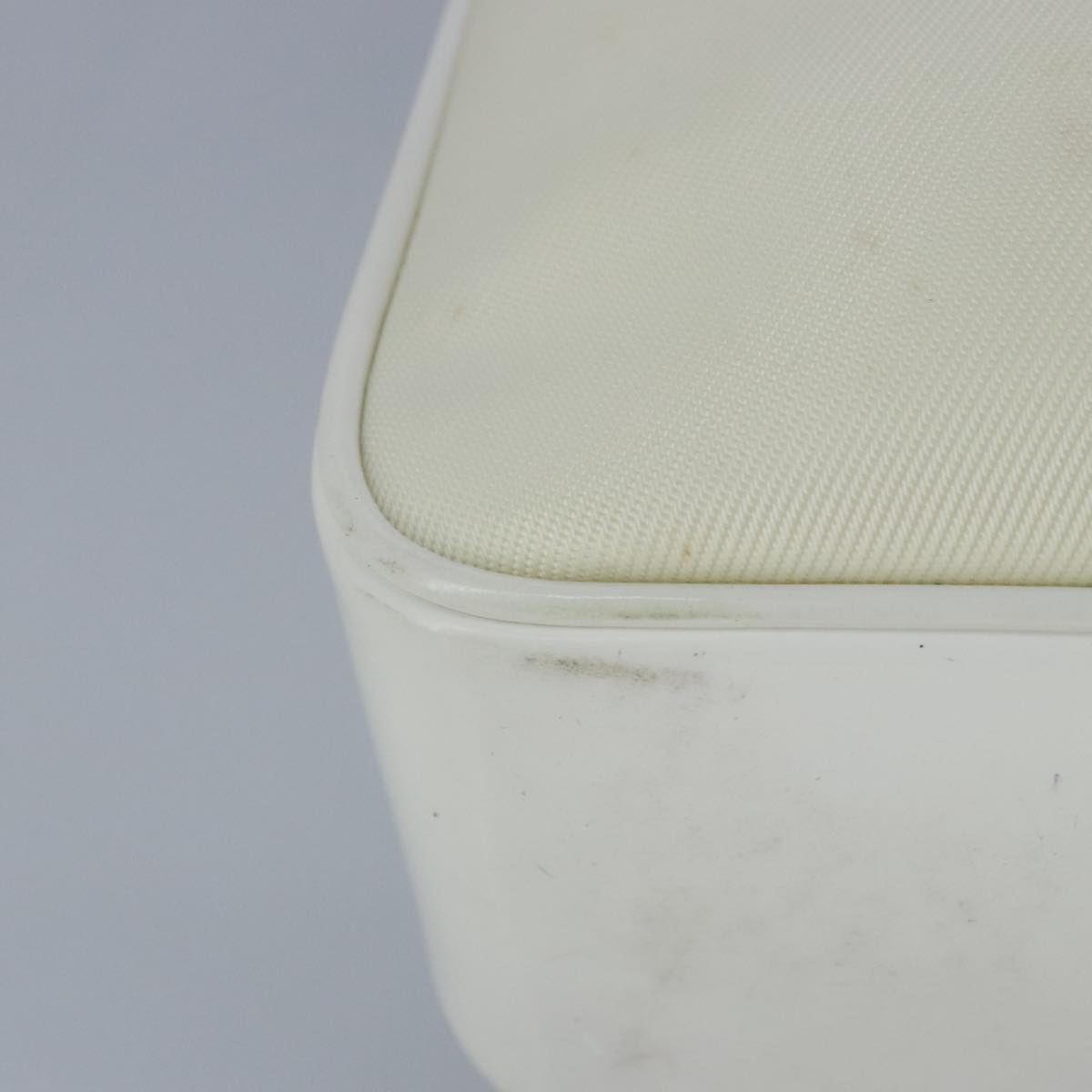 Gucci Bamboo Beige Synthetic Handbag ()