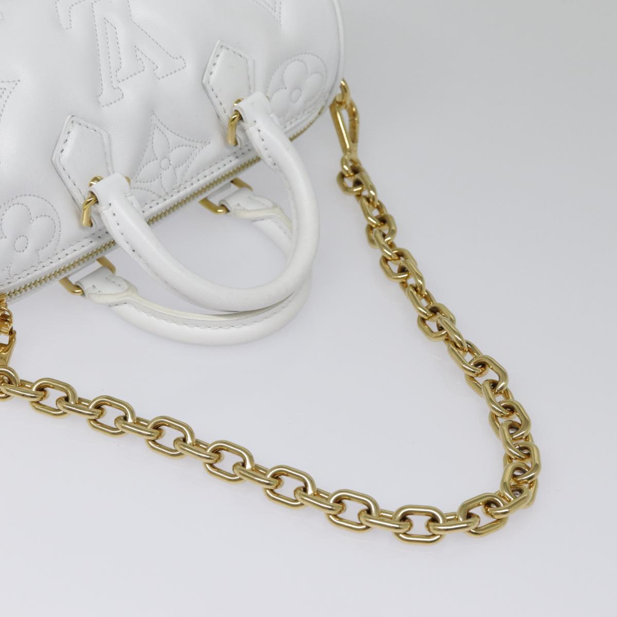 Louis Vuitton Papillon White Leather Handbag ()