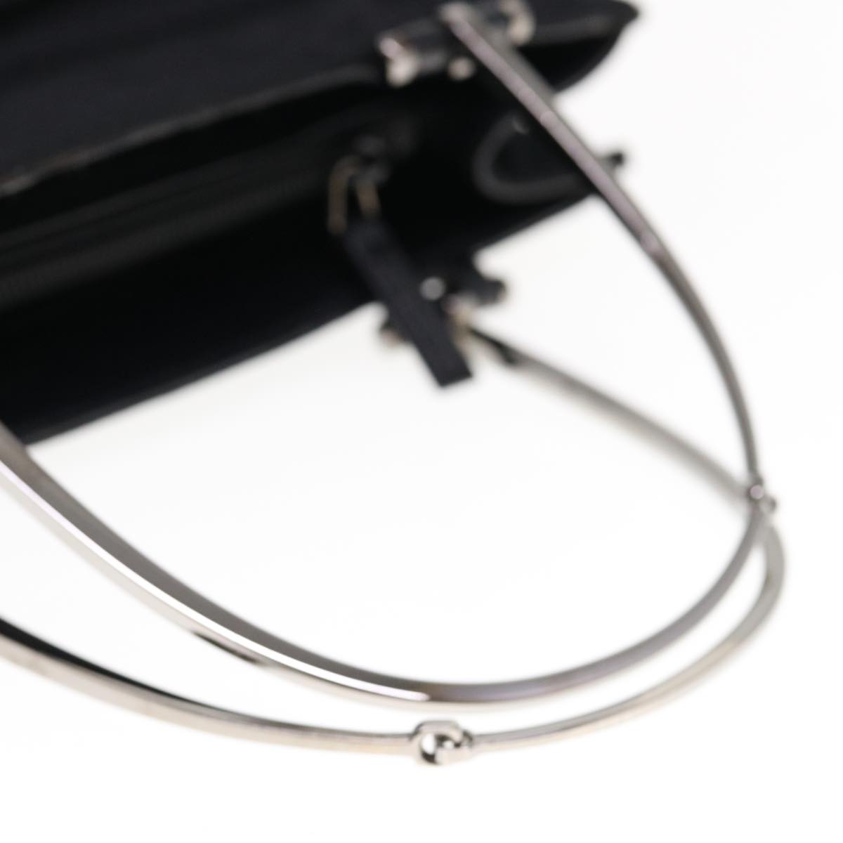 Gucci Black Synthetic Handbag ()