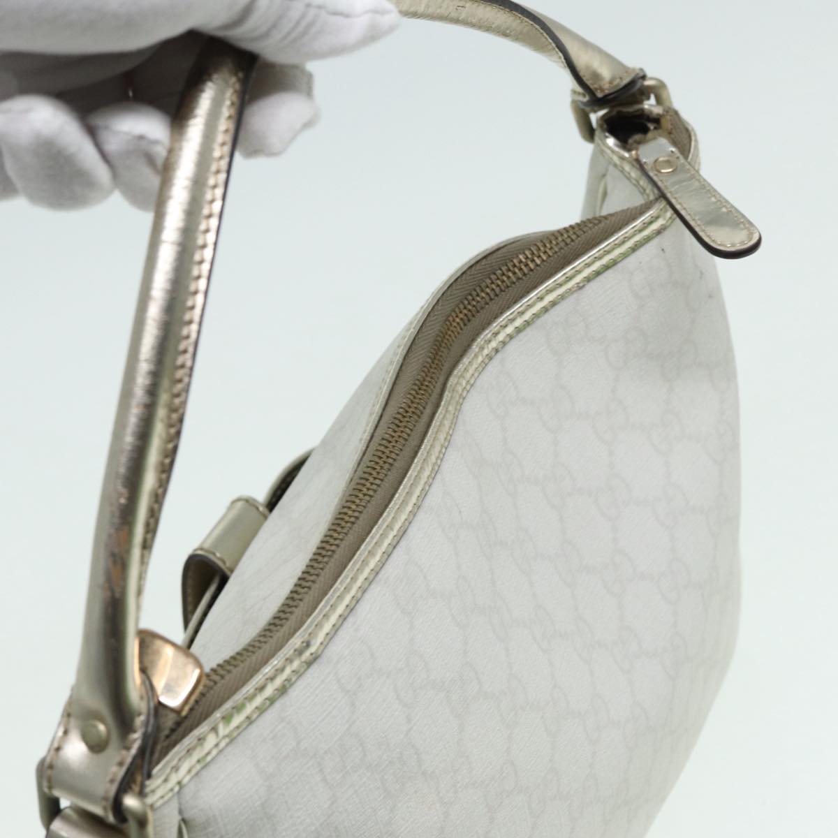 Gucci Supreme Gg White Leather Shoulder Bag ()