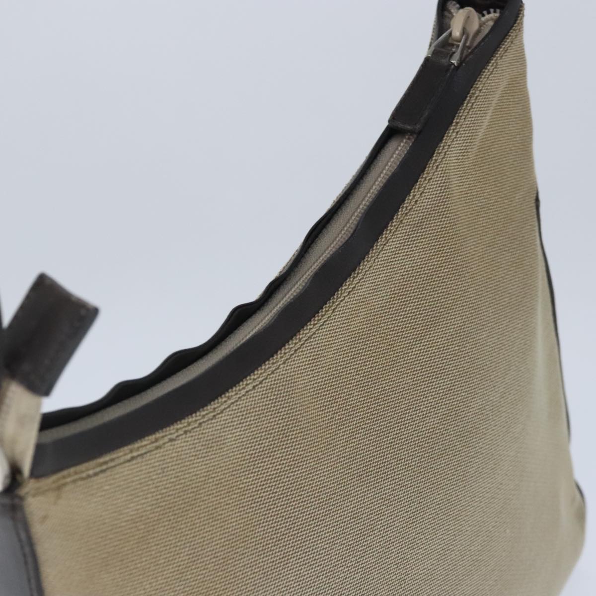Gucci Beige Canvas Shoulder Bag ()