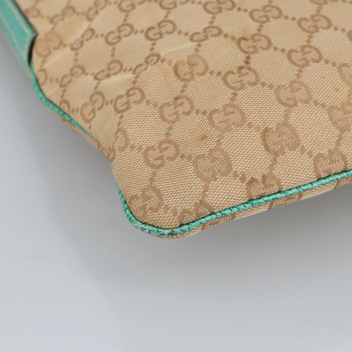 Gucci Beige Canvas Shoulder Bag ()