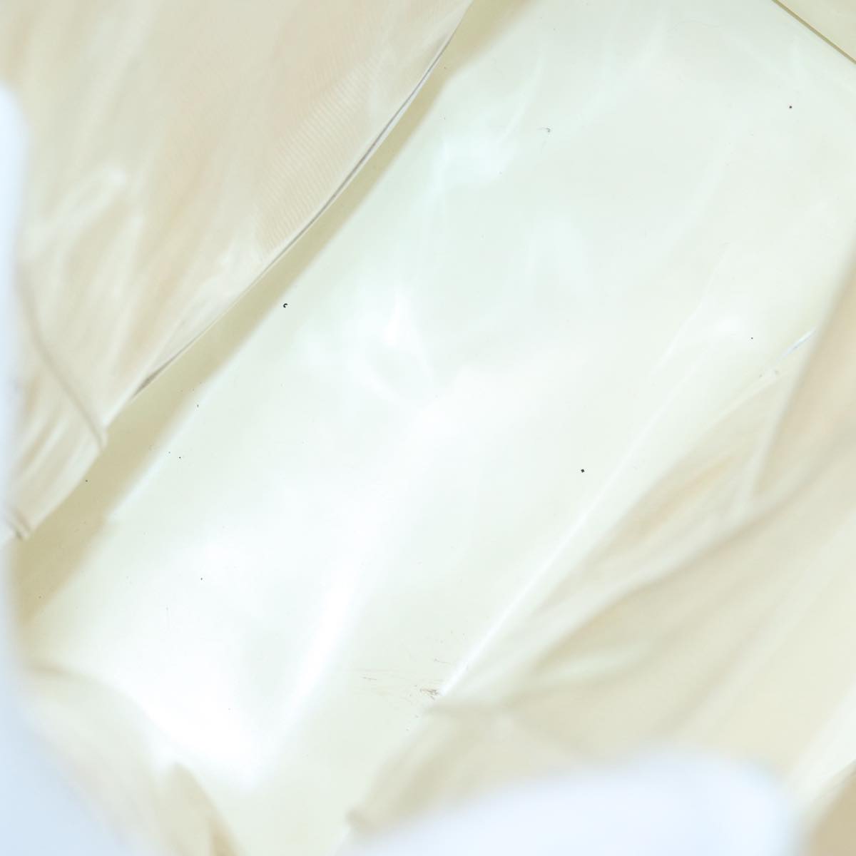 Gucci By The Way Beige Patent Leather Tote Bag ()