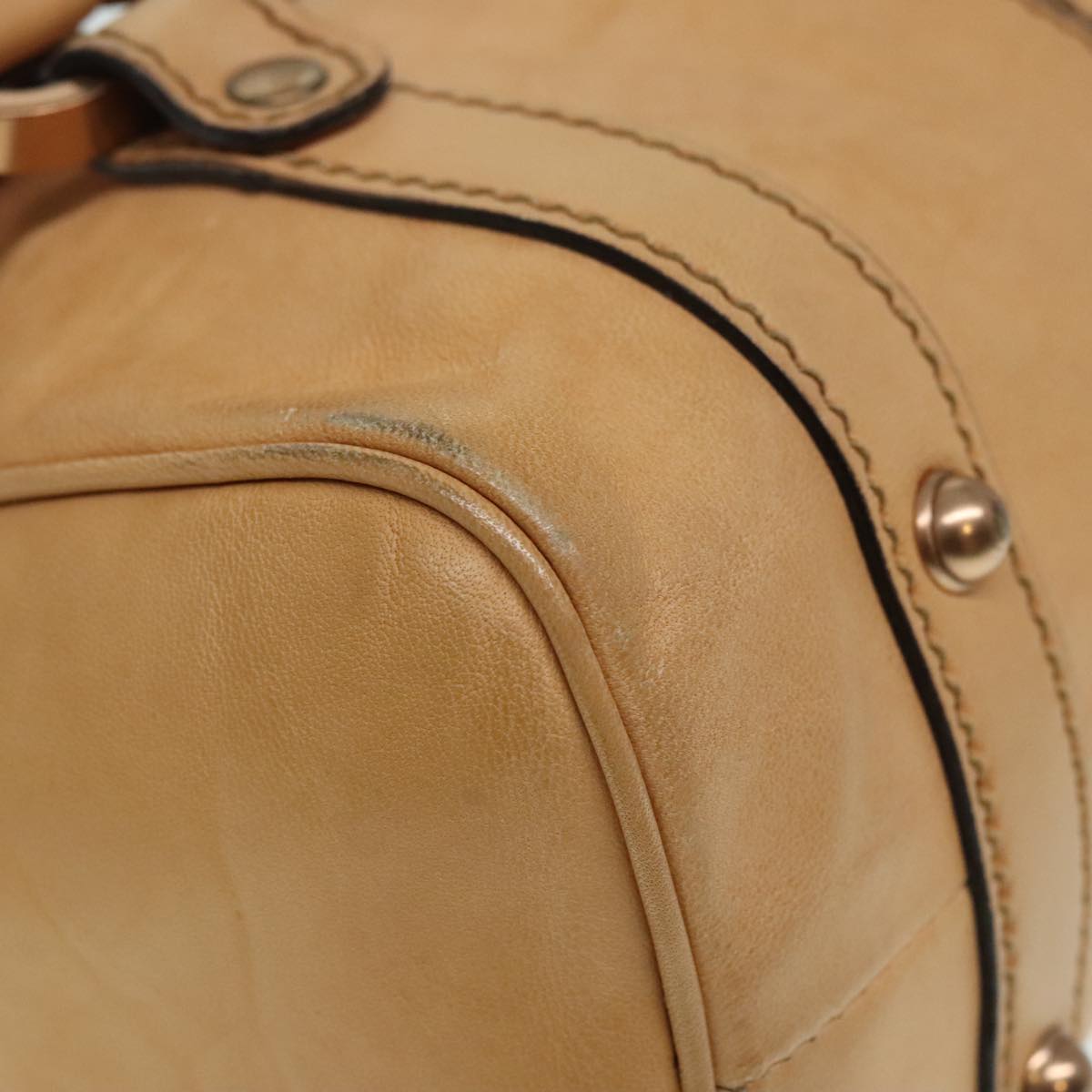 Gucci Beige Leather Handbag ()