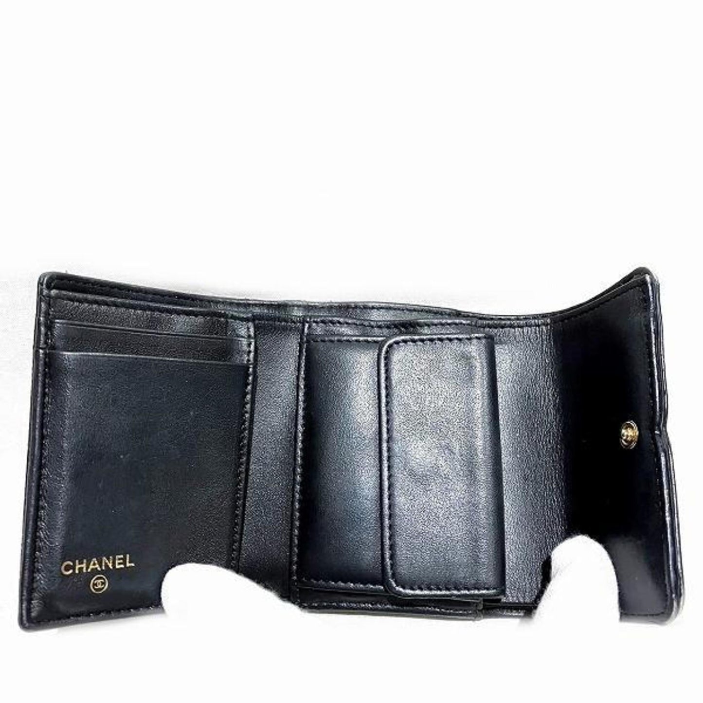 Chanel Black Grained Calfskin Wallet (Tri-Fold) ()