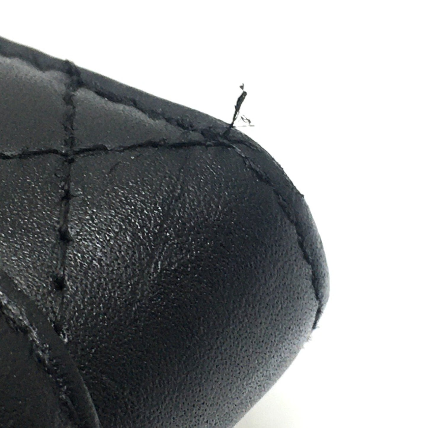 Chanel Black Leather Long Wallet (Bi-Fold) ()