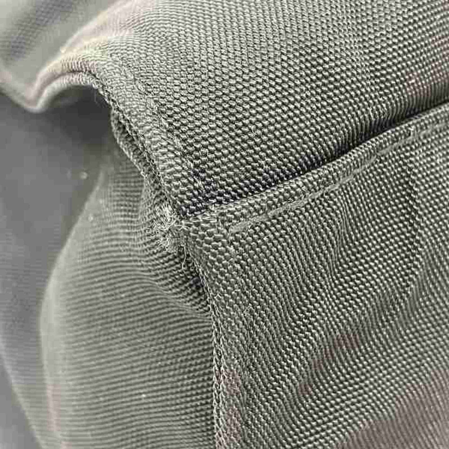 Gucci Black Nylon Metal Handbag ()