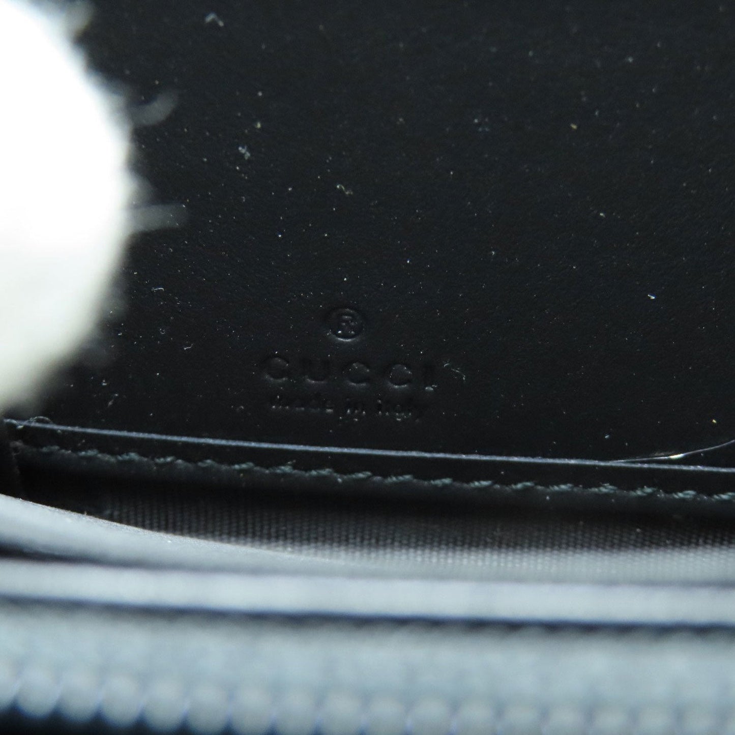 Gucci Black Leather Long Wallet (Bi-Fold) ()