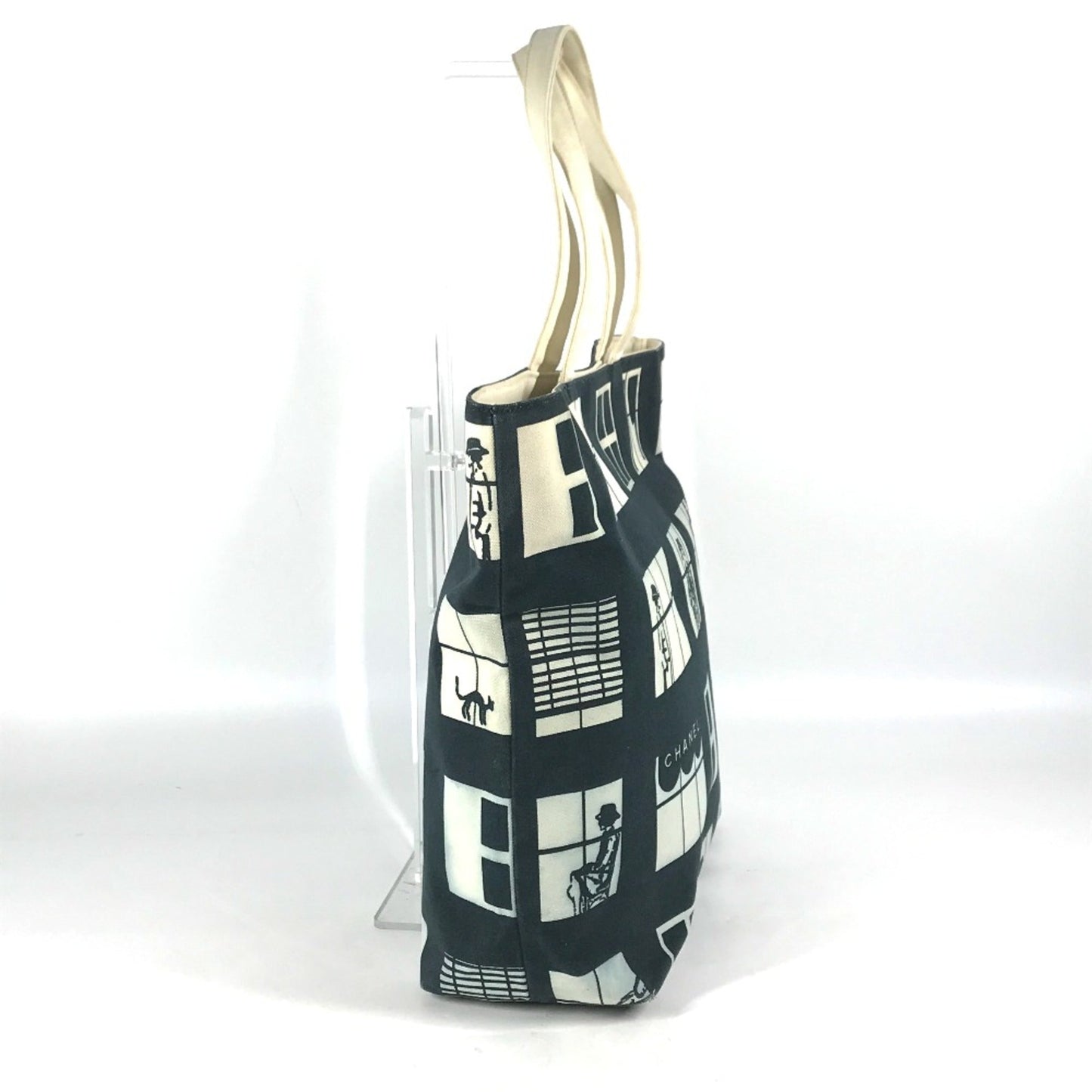 Chanel Black Cloth Tote Bag ()