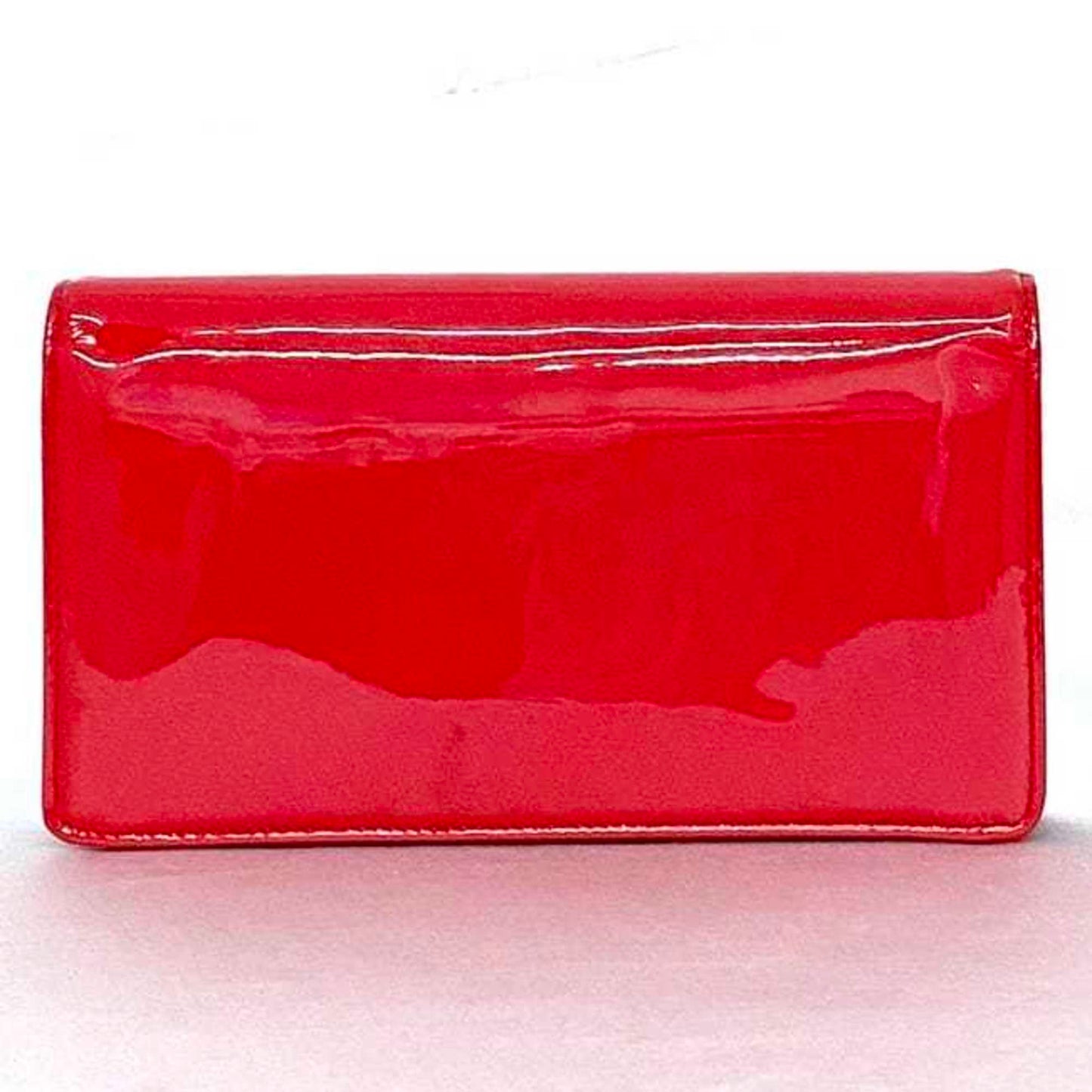 Chanel Pink Patent Leather Leather Long Wallet (Bi-Fold) ()