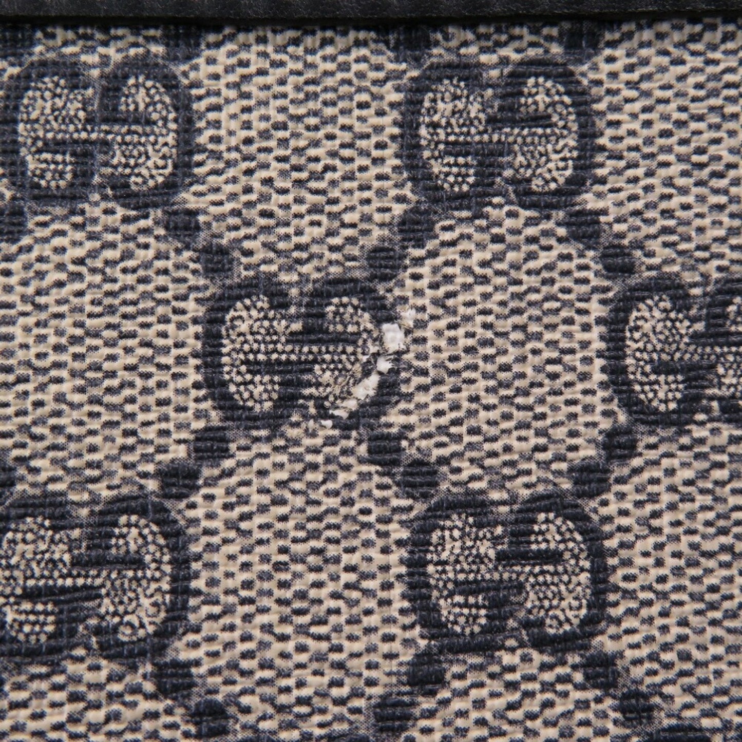 Gucci Beige Navy Gg Supreme Shoulder Bag ()