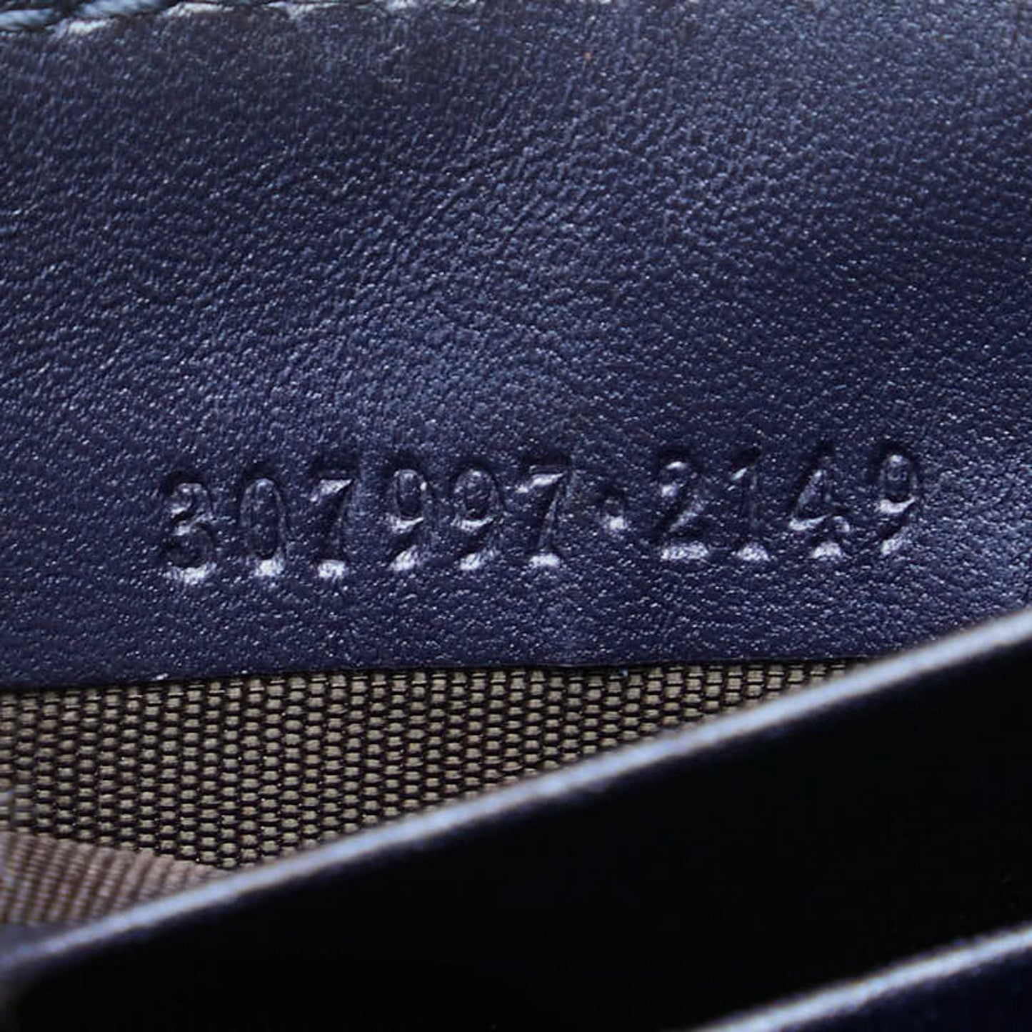 Gucci Beige Navy Canvas Leather Coin Purse/Coin Case ()