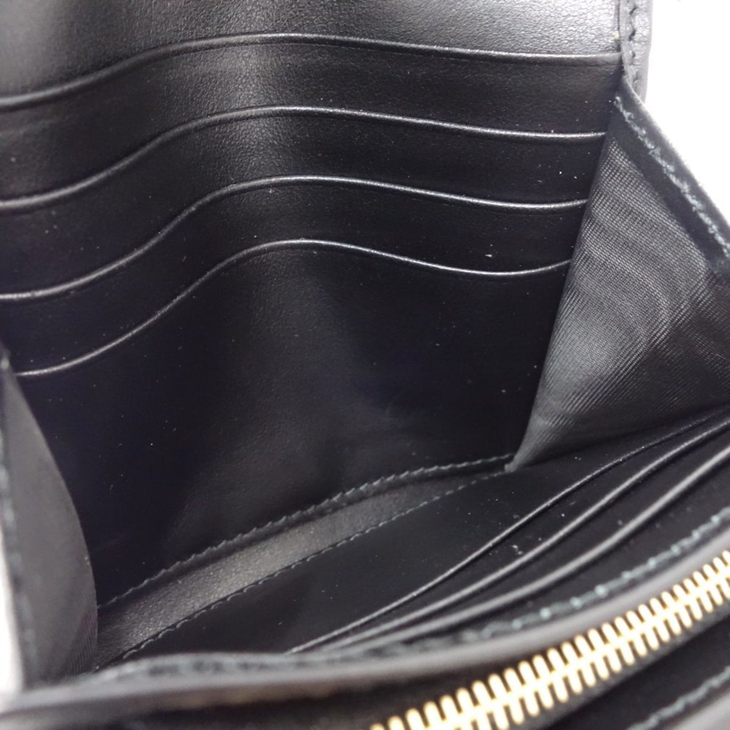 Gucci Black Leather Wallet (Bi-Fold) ()