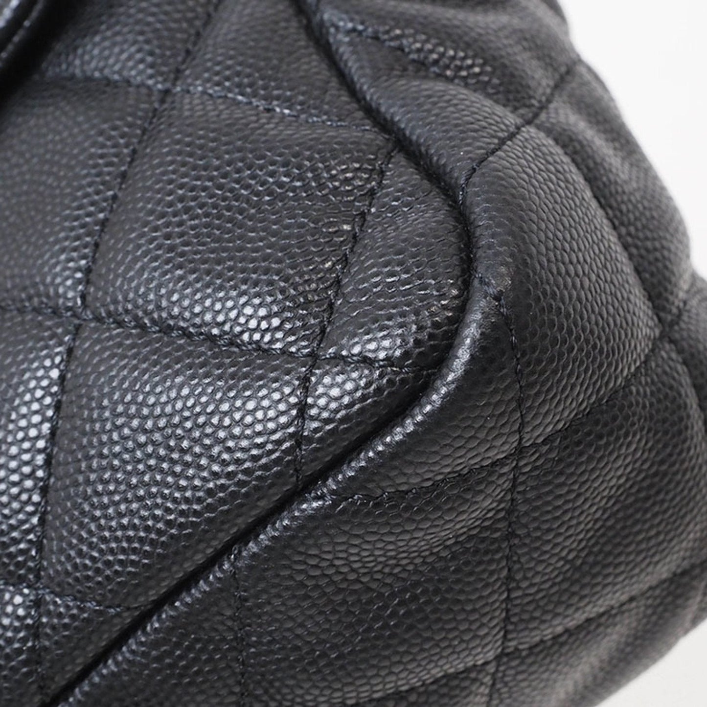 Chanel Black Caviar Leather Shoulder Bag ()