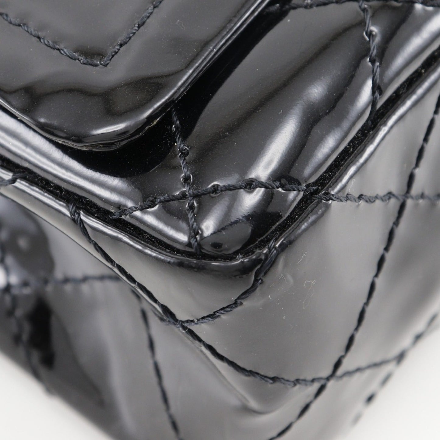 Chanel Black Patent Leather Shoulder Bag ()