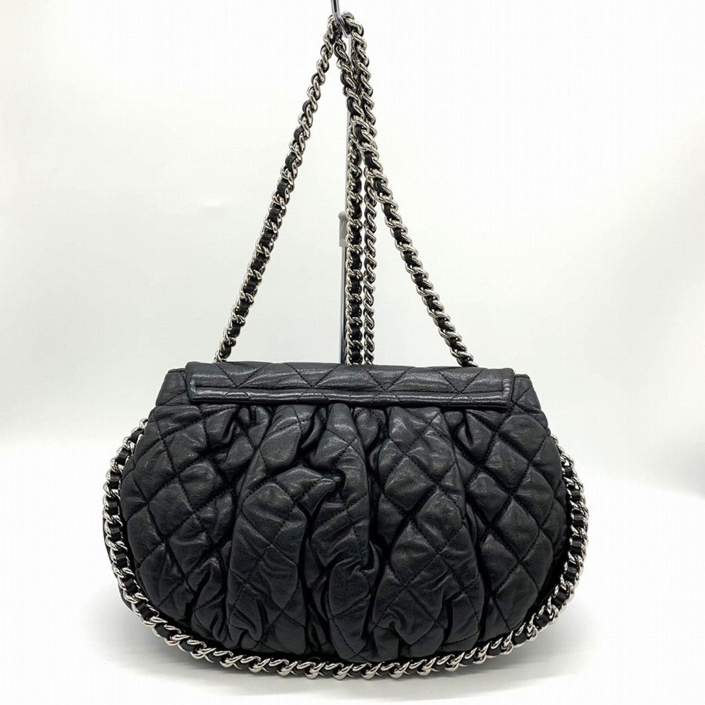 Chanel Black Leather Shoulder Bag ()