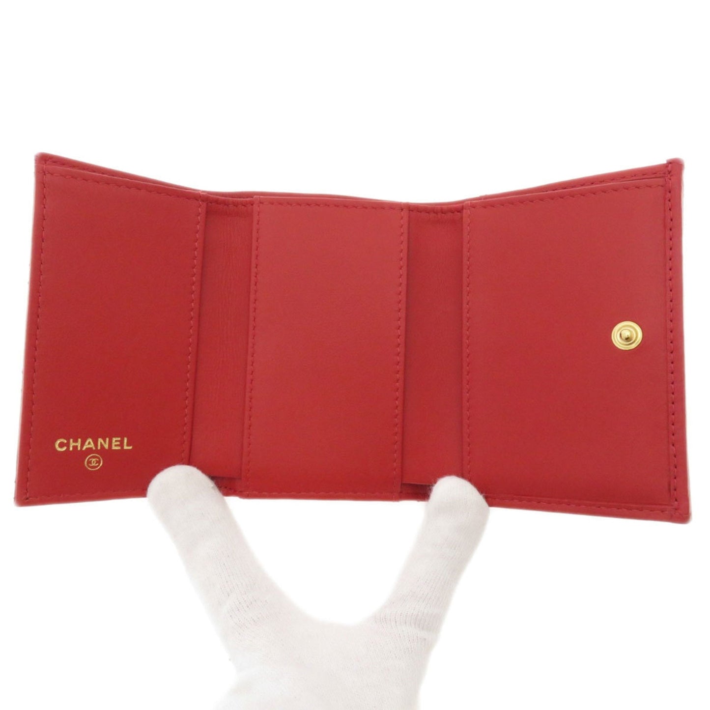 Chanel Red Color Leather Wallet (Bi-Fold) ()
