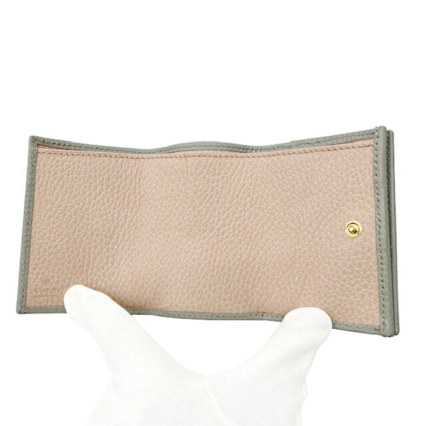 Gucci Gray Leather Wallet (Tri-Fold) ()