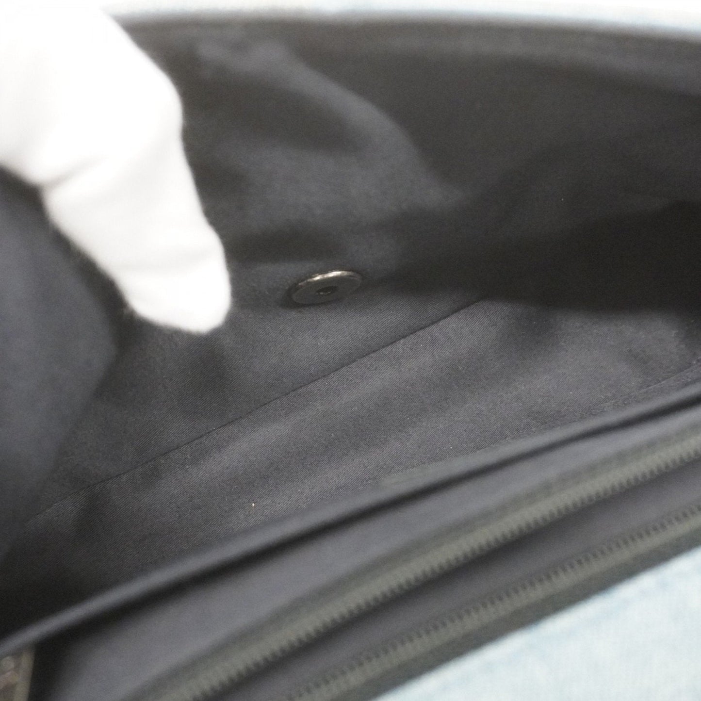 Chanel Blue Denim Shoulder Bag ()