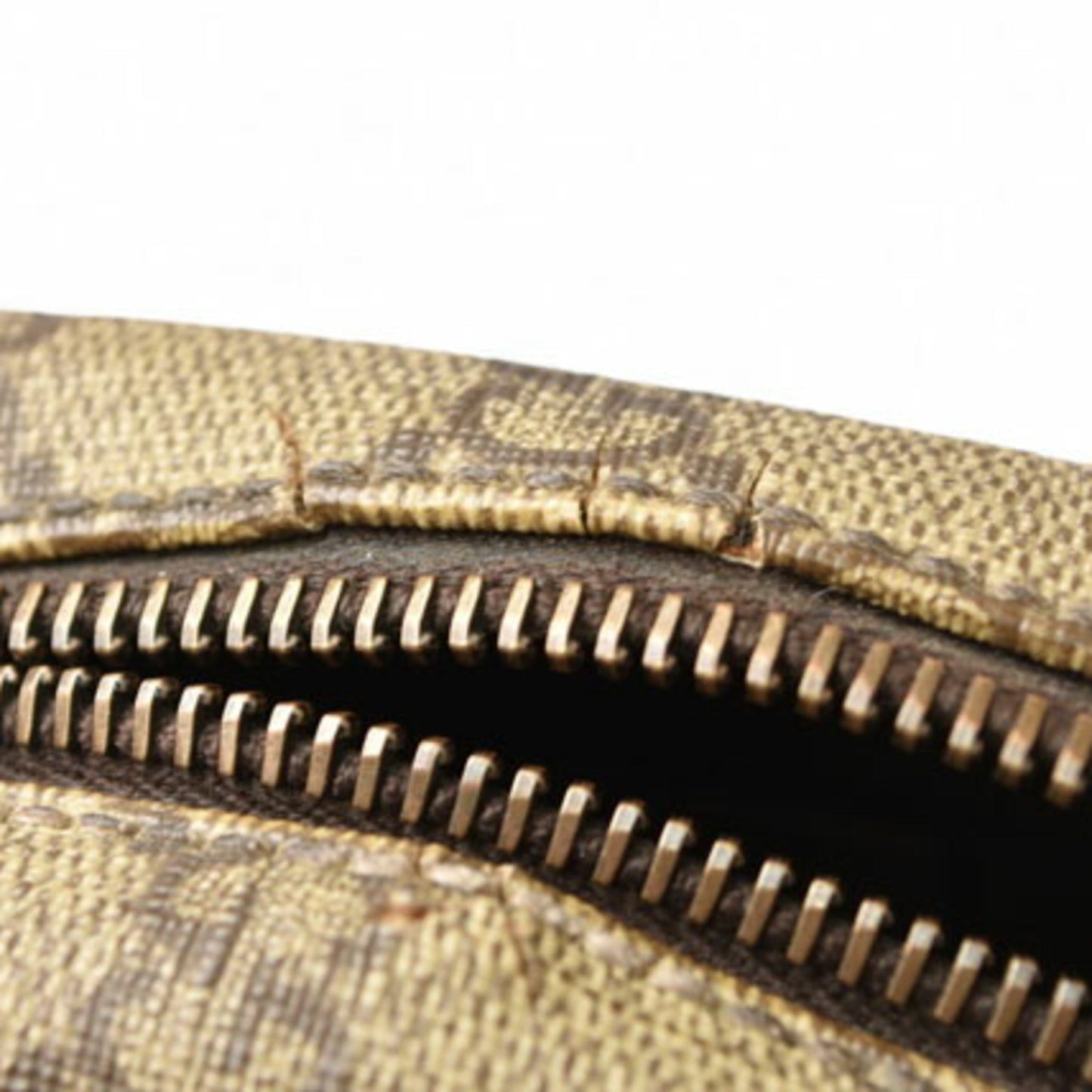 Gucci Beige Brown Coated Canvas Shoulder Bag ()