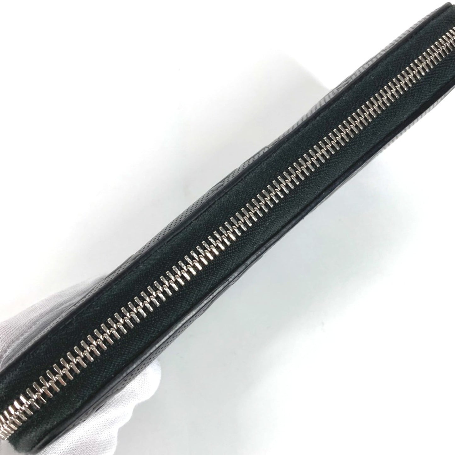 Gucci Black Leather Long Wallet (Bi-Fold) ()