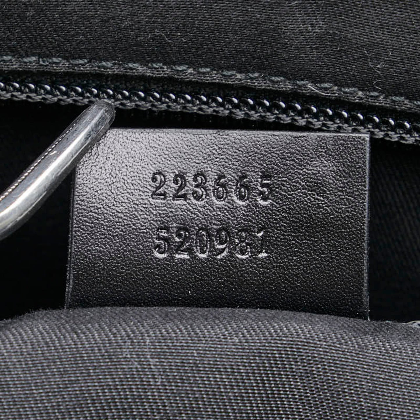 Gucci Black Leather Messenger Bag Shoulder Bag ()