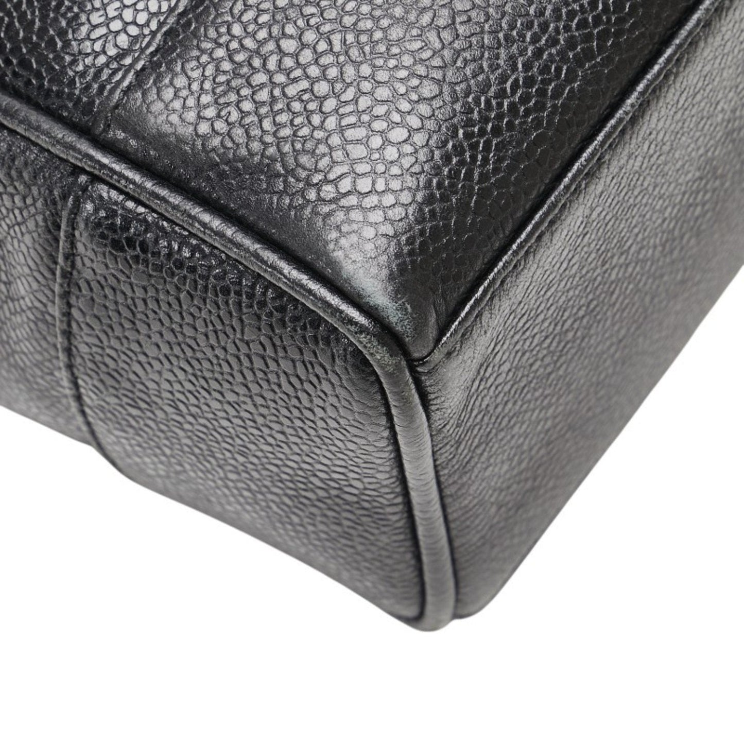 Chanel Black Grained Calfskin Tote Bag ()