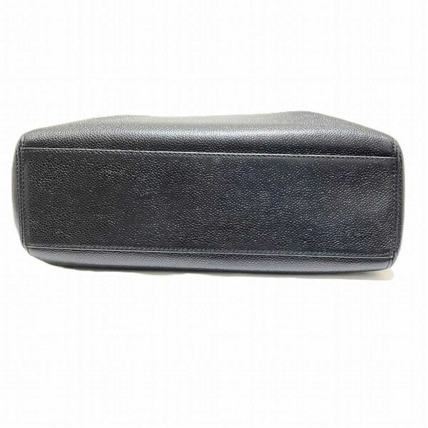 Chanel Black Grained Calfskin Handbag ()