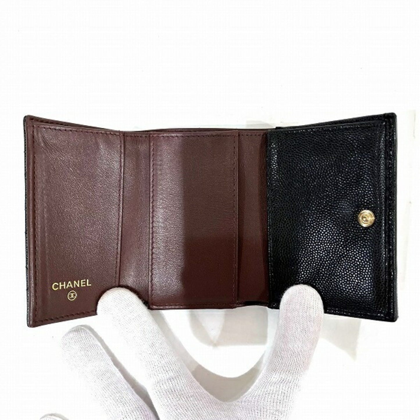 Chanel Black Grained Calfskin Wallet (Bi-Fold) ()