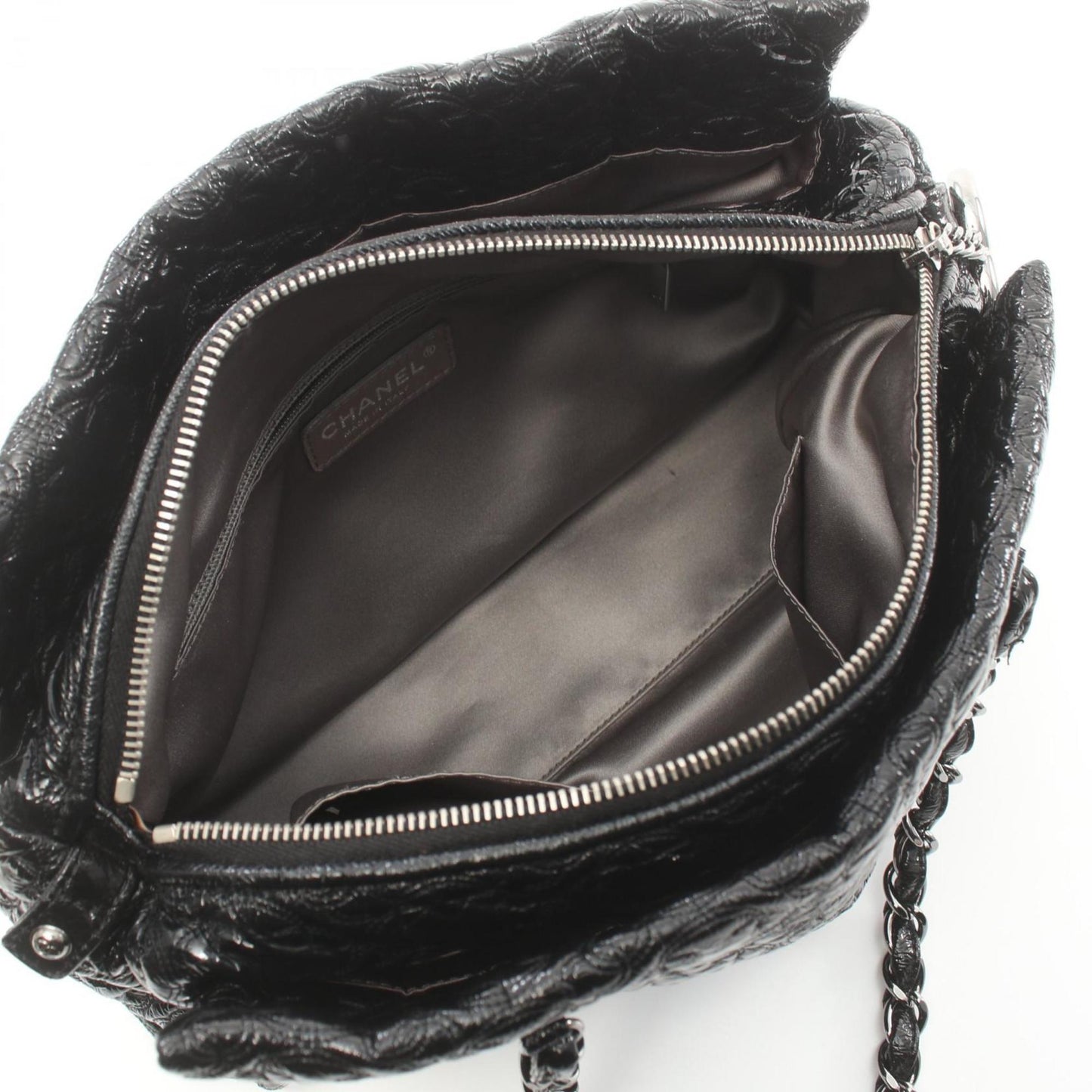 Chanel Black Patent Leather Shoulder Bag ()